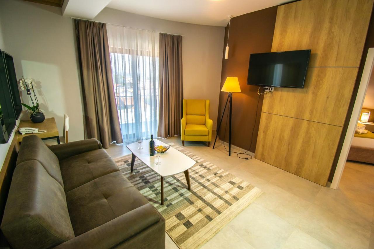 Hotel Hills Ulcinj Eksteriør billede