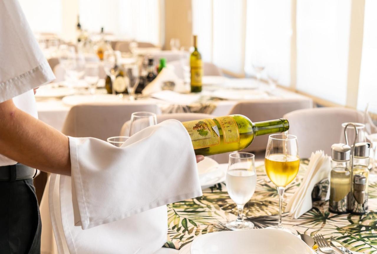 Hotel Hills Ulcinj Eksteriør billede